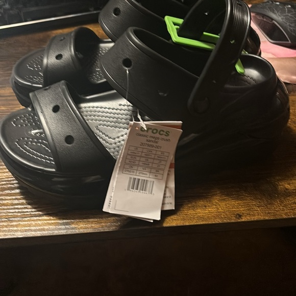 Crocs Mega Crush Sandals M9/W11 BRAND NEW - Picture 4 of 5